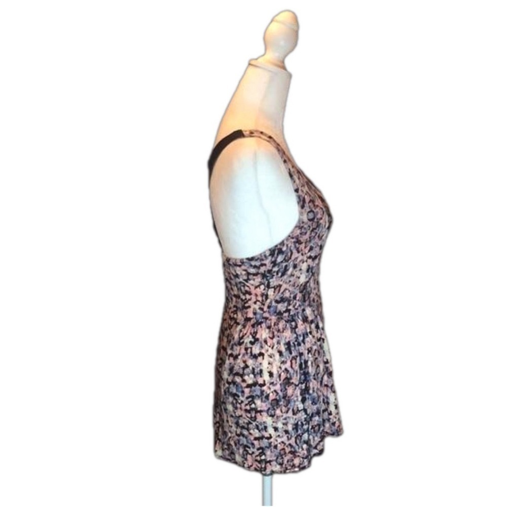 SILENCE + NOISE Floral Tank w/ Sexy Zip up Back Size S - Picture 5 of 7